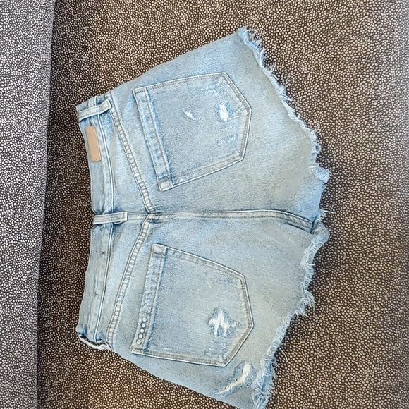 BLANKNYC High Rise Shorts - Picture 2 of 10